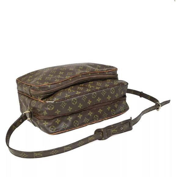 LOUIS VUITTON Nile GM Crossbody Shoulder Bag Monogram Leather BN - Picture 6 of 7